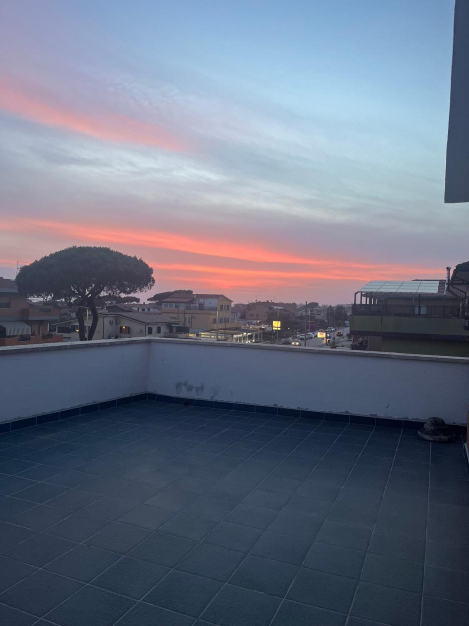 Tc Hotel Lido dei Pini Luaran gambar